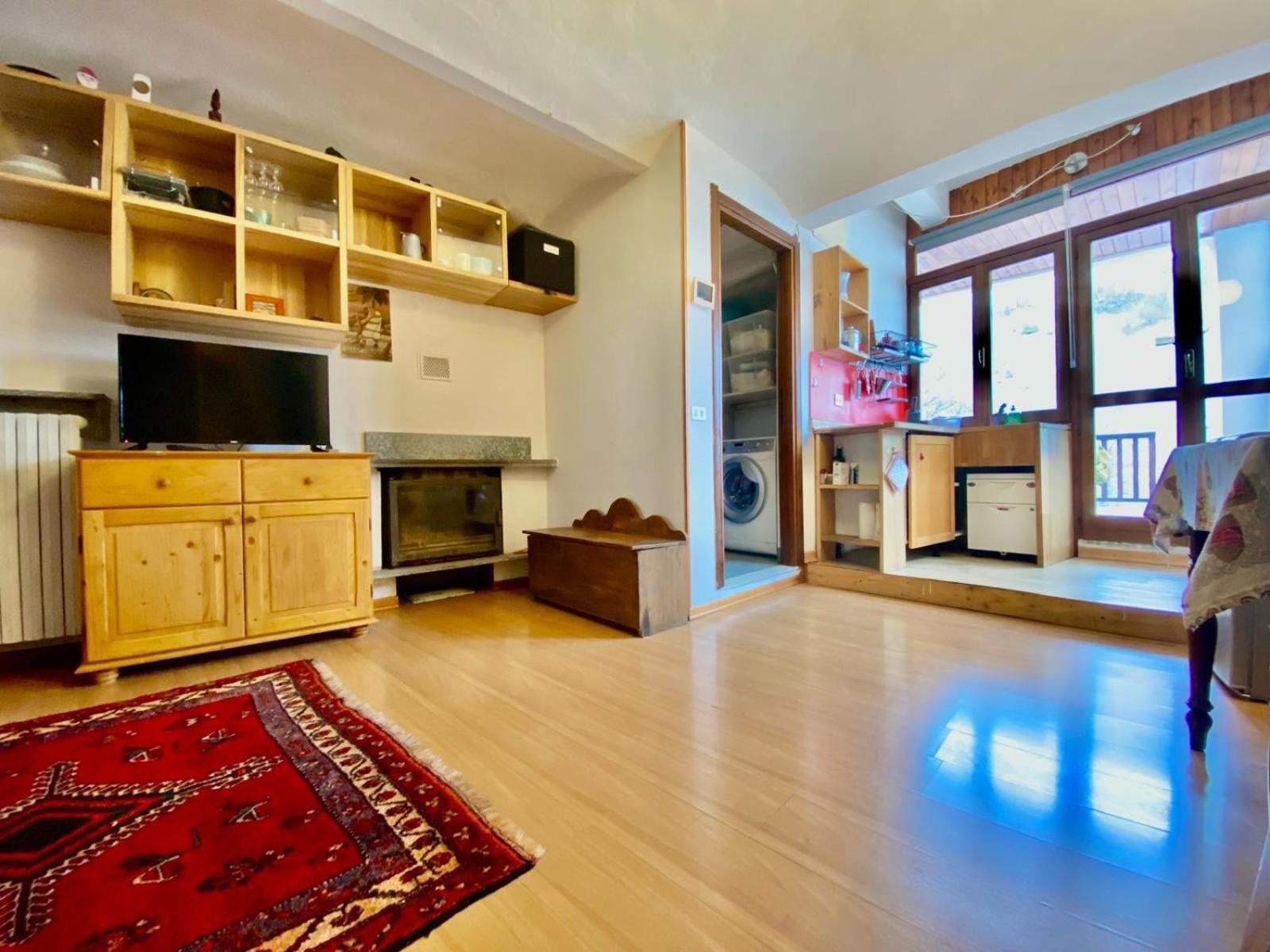 Monolocale Accogliente Apartment Bardonecchia Bagian luar foto